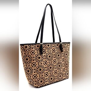 Elegant Black and Tan Tote Bag Miztique